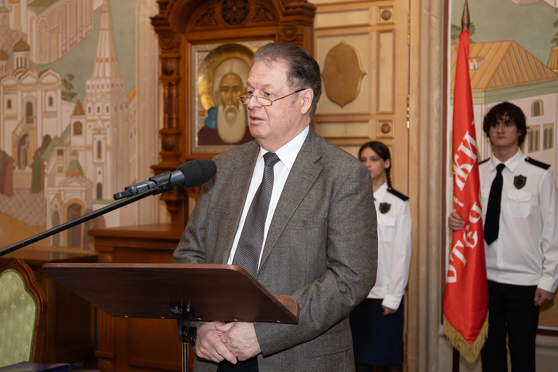 Торжественная церемония в главном храме страны